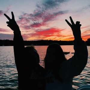 Meet your Posher, Eva